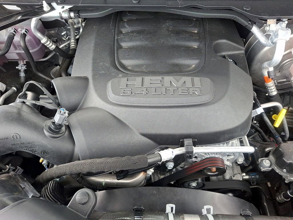 Used 2024 RAM 2500 Tradesman w/ Chrome Appearance Group image 27