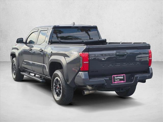 Certified 2025 Toyota Tacoma TRD Off-Road AWD/4WD image 7