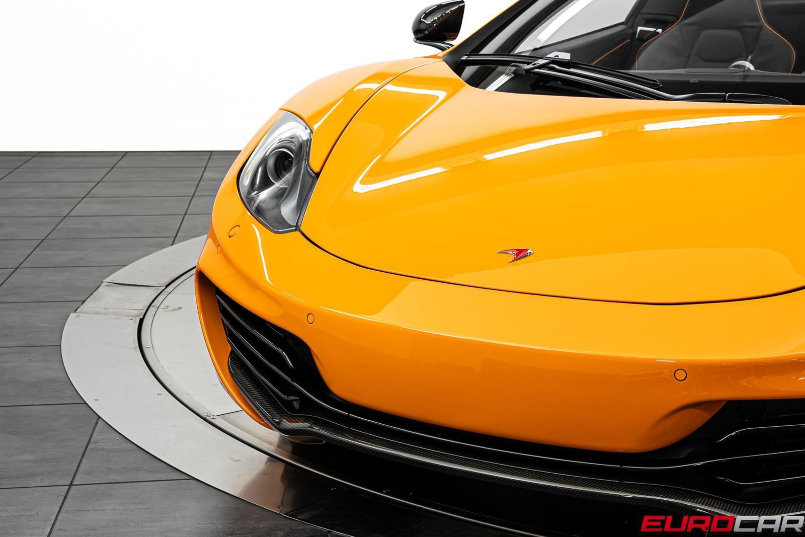 Used 2013 McLaren MP4-12C Spider RWD image 14
