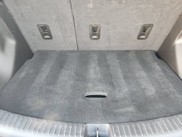 Used 2023 Chevrolet Bolt LT w/ Infotainment Package FWD image 34