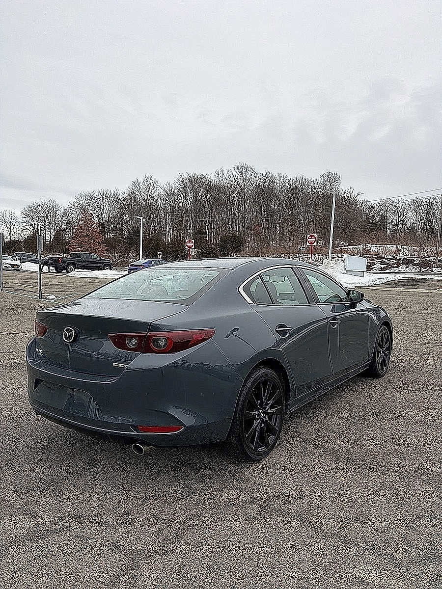 Used 2024 MAZDA MAZDA3 s image 7