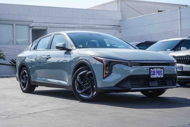 New 2026 Kia K4 EX FWD image 2