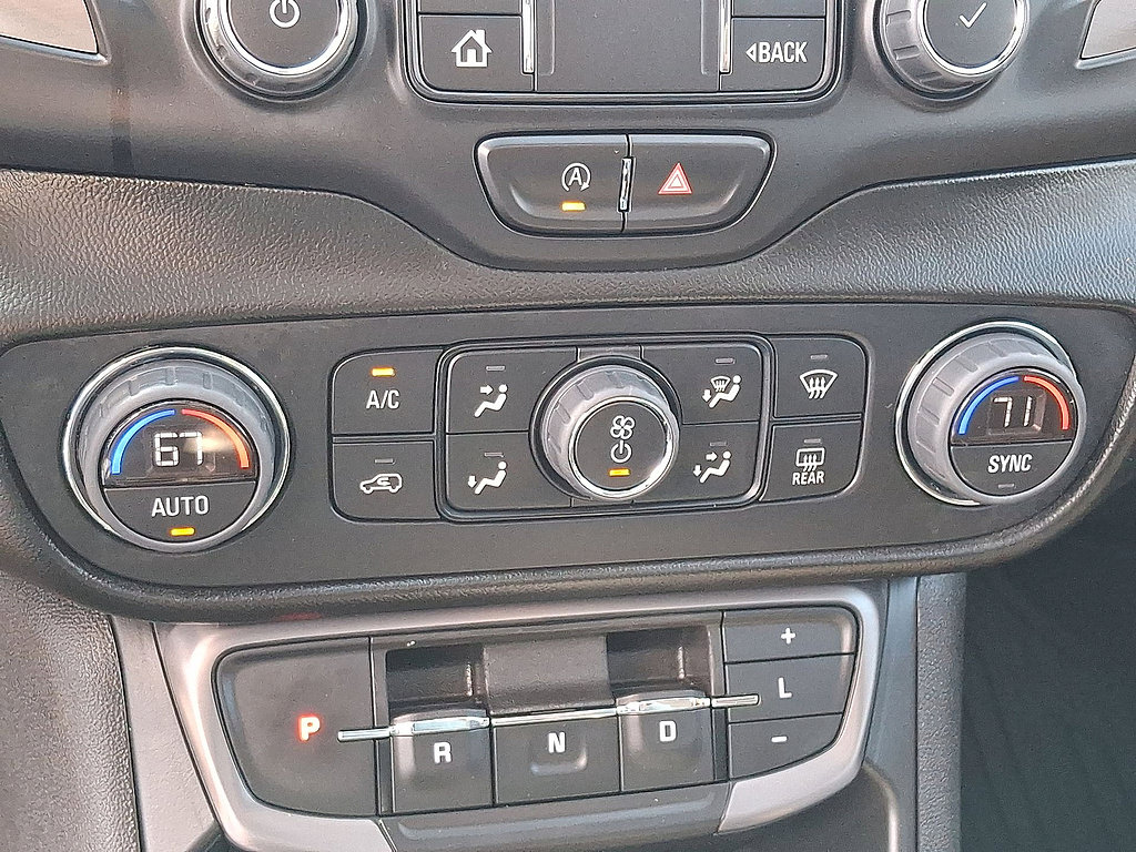 Used 2022 GMC Terrain AT4 w/ LPO, Floor Liner Package AWD/4WD image 25