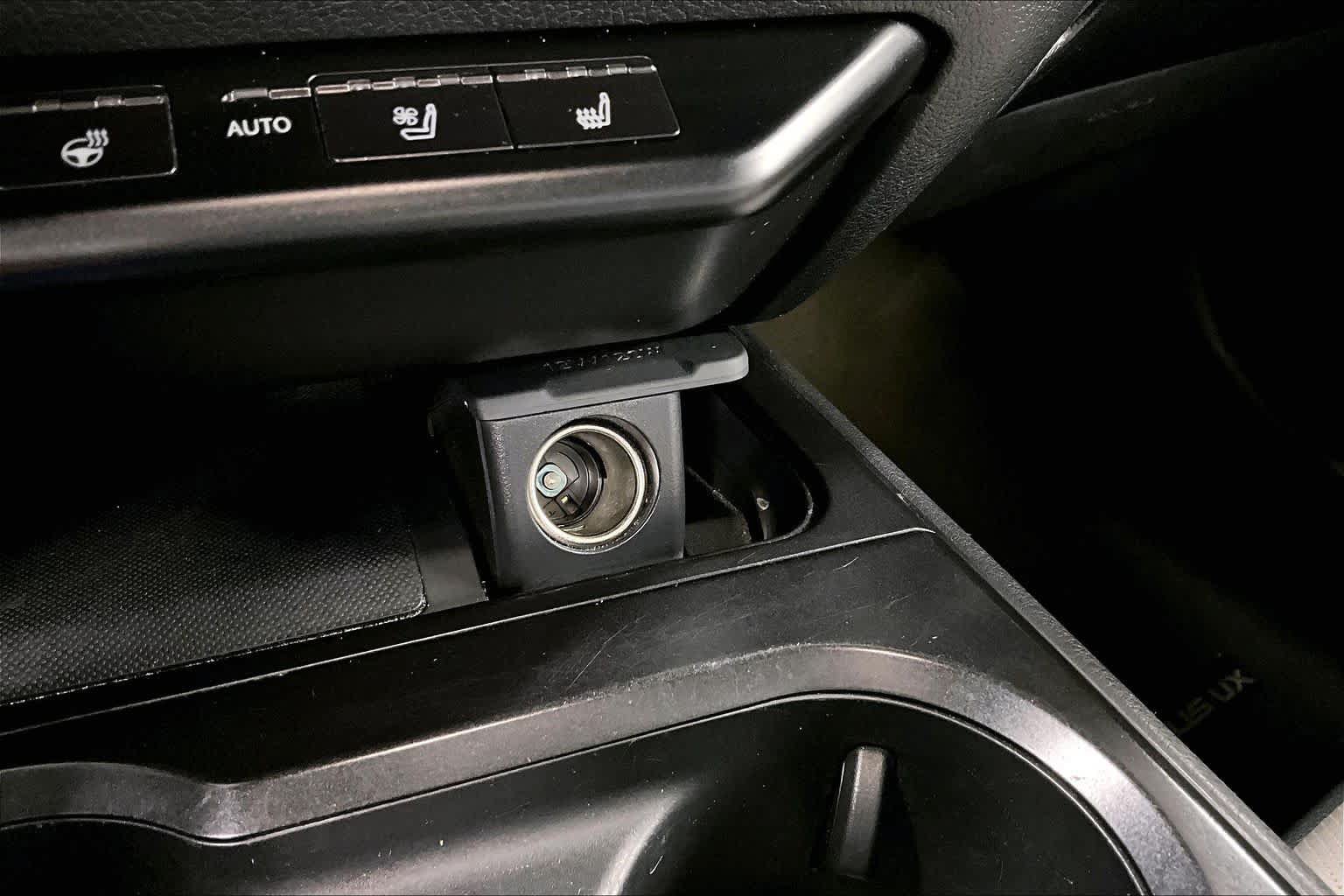 Used 2019 Lexus UX 250h w/ Premium Package AWD/4WD image 34