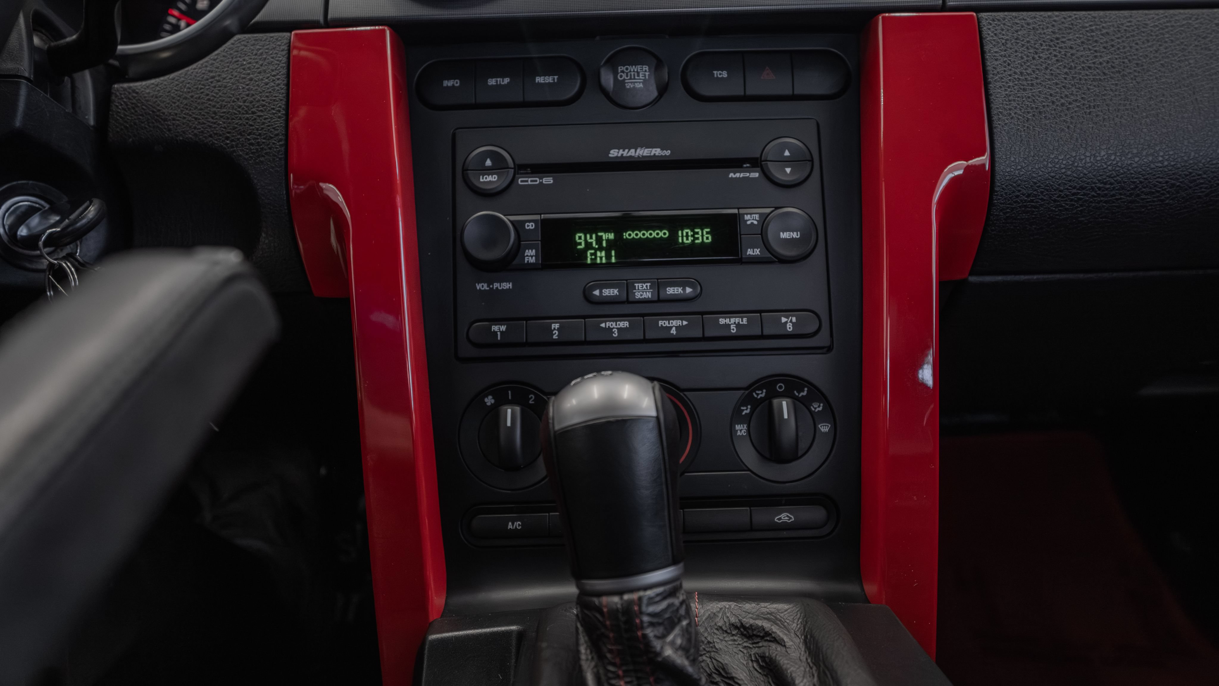 Used 2007 Ford Mustang Shelby GT500 RWD image 20