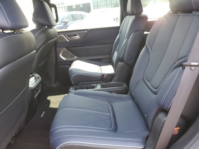 New 2026 INFINITI QX80 4WD w/ Sport Exterior Package image 17