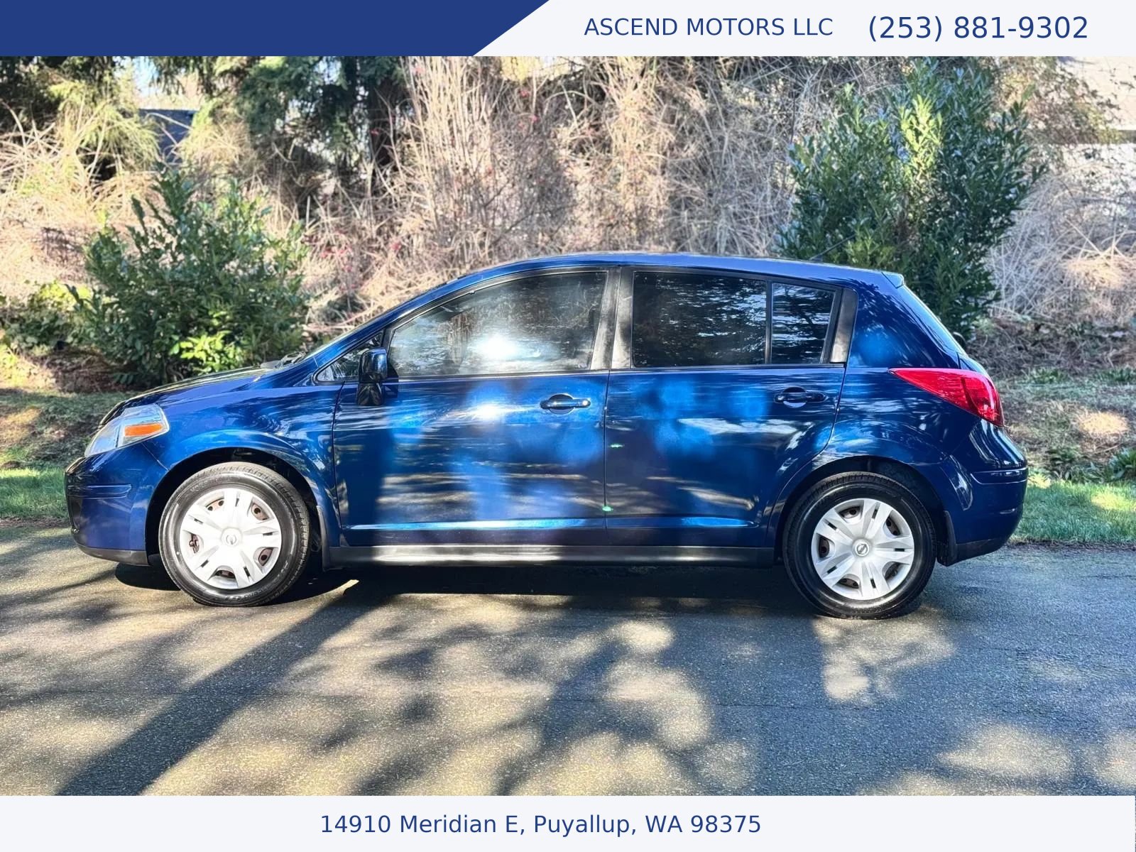 Used 2012 Nissan Versa 1.8 S w/ Plus Pkg image 2