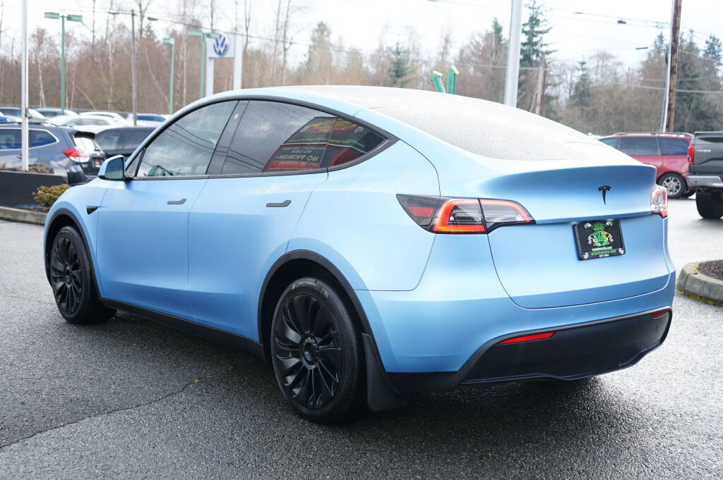 Used 2021 Tesla Model Y Long Range image 3