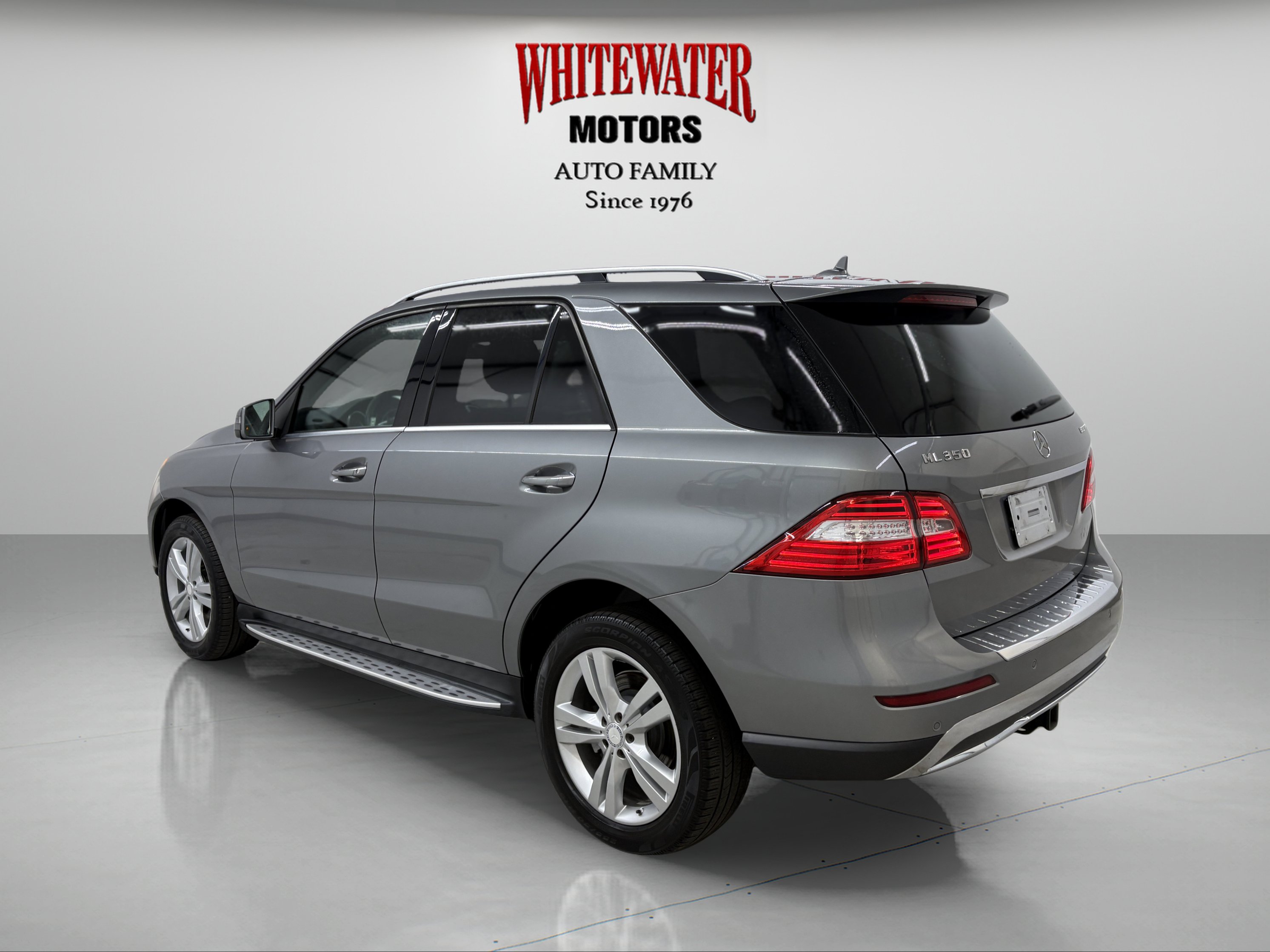 Used 2014 Mercedes-Benz ML 350 BlueTEC 4MATIC w/ Premium 1 Package image 2