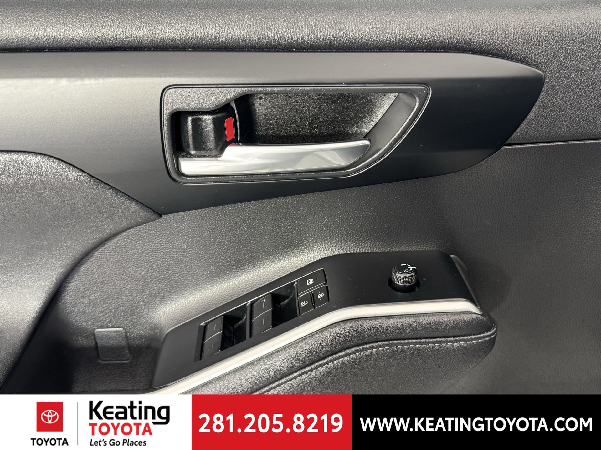 Used 2023 Toyota Highlander XSE image 12