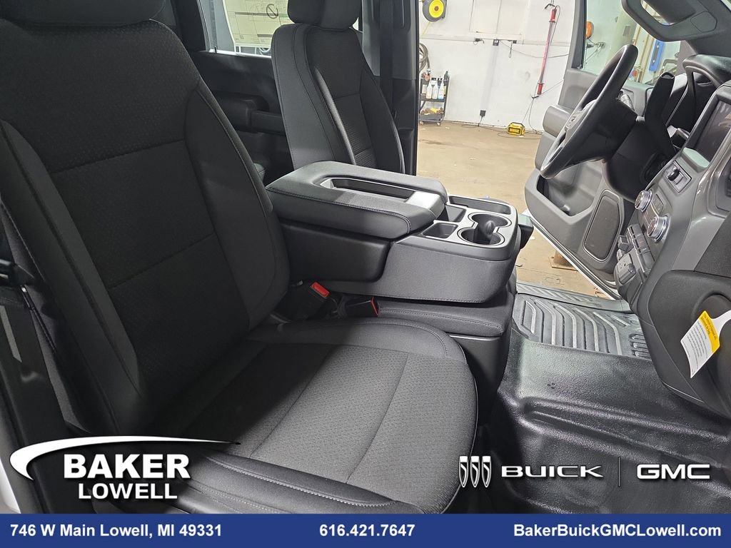 New 2026 GMC Sierra 3500 Pro w/ Snow Plow Prep/Camper Package image 10