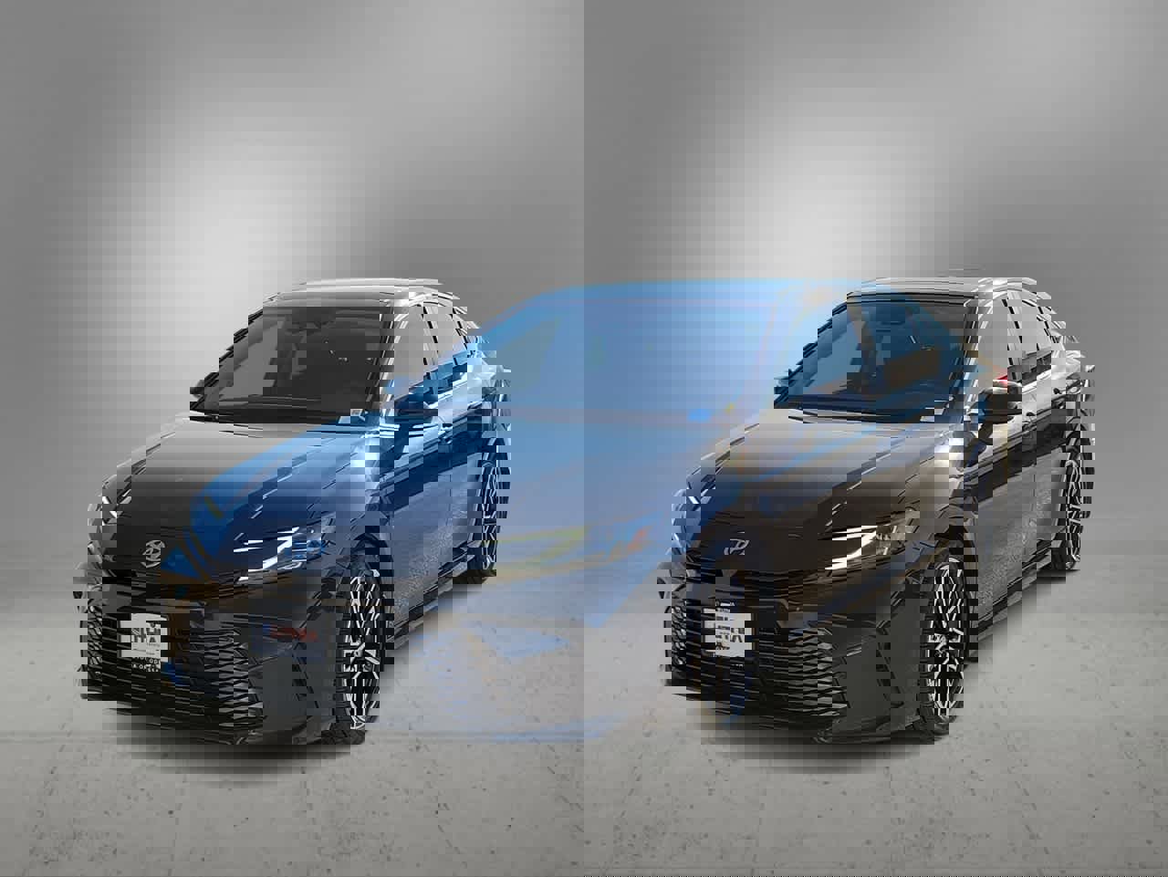 Certified 2025 Toyota Camry XLE image 1