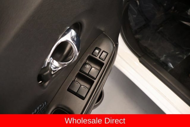 Used 2016 Nissan Versa Note SV FWD image 10