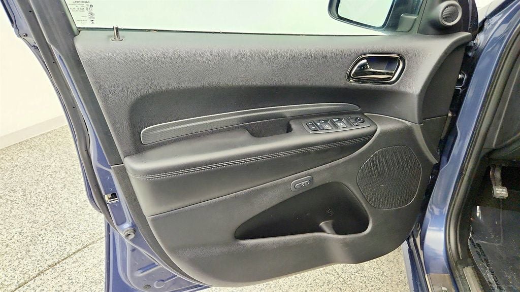 Used 2019 Dodge Durango GT AWD/4WD image 11