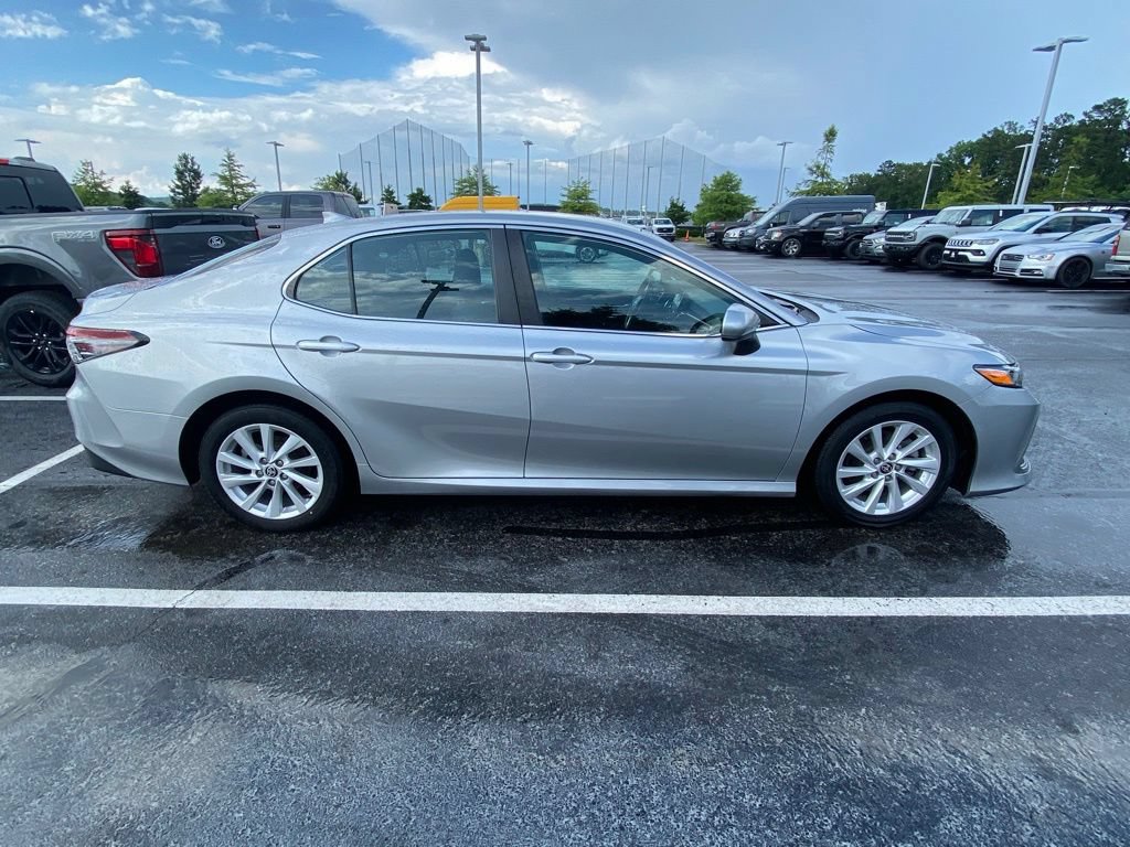 Used 2023 Toyota Camry LE FWD image 7