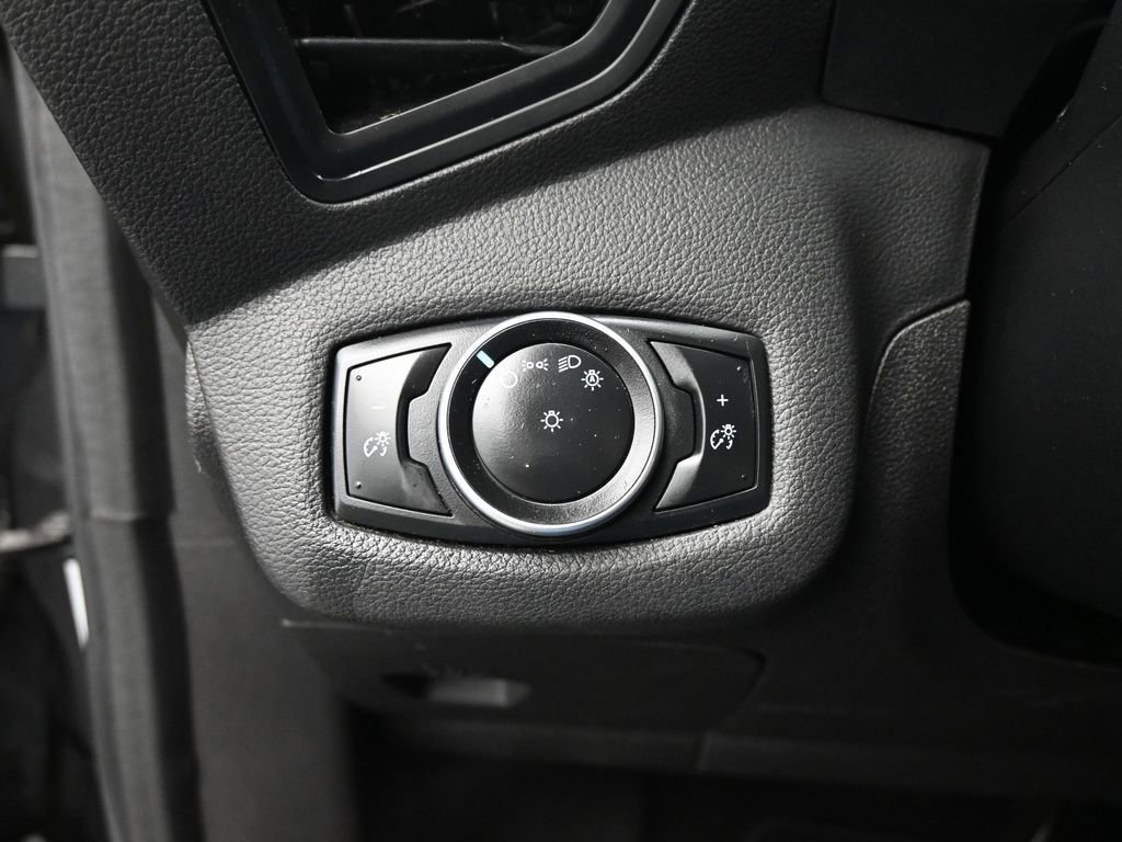 Used 2016 Ford C-MAX SE w/ Equipment Group 201A image 12