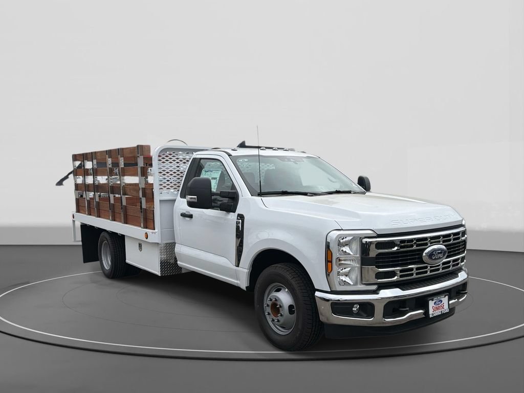 New 2026 Ford F350 XL w/ XL Chrome Package RWD image 3