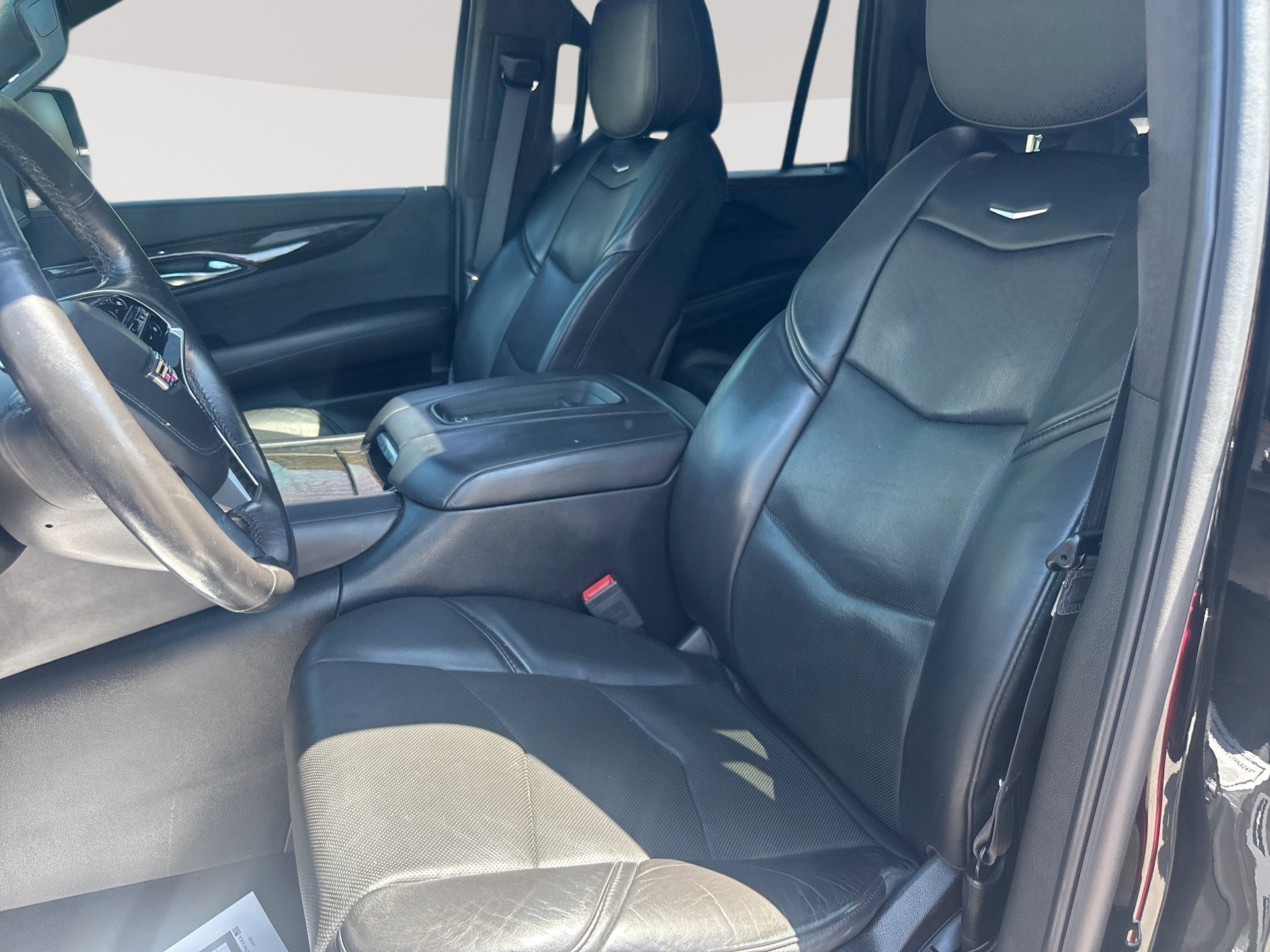 Used 2016 Cadillac Escalade Platinum AWD/4WD image 13