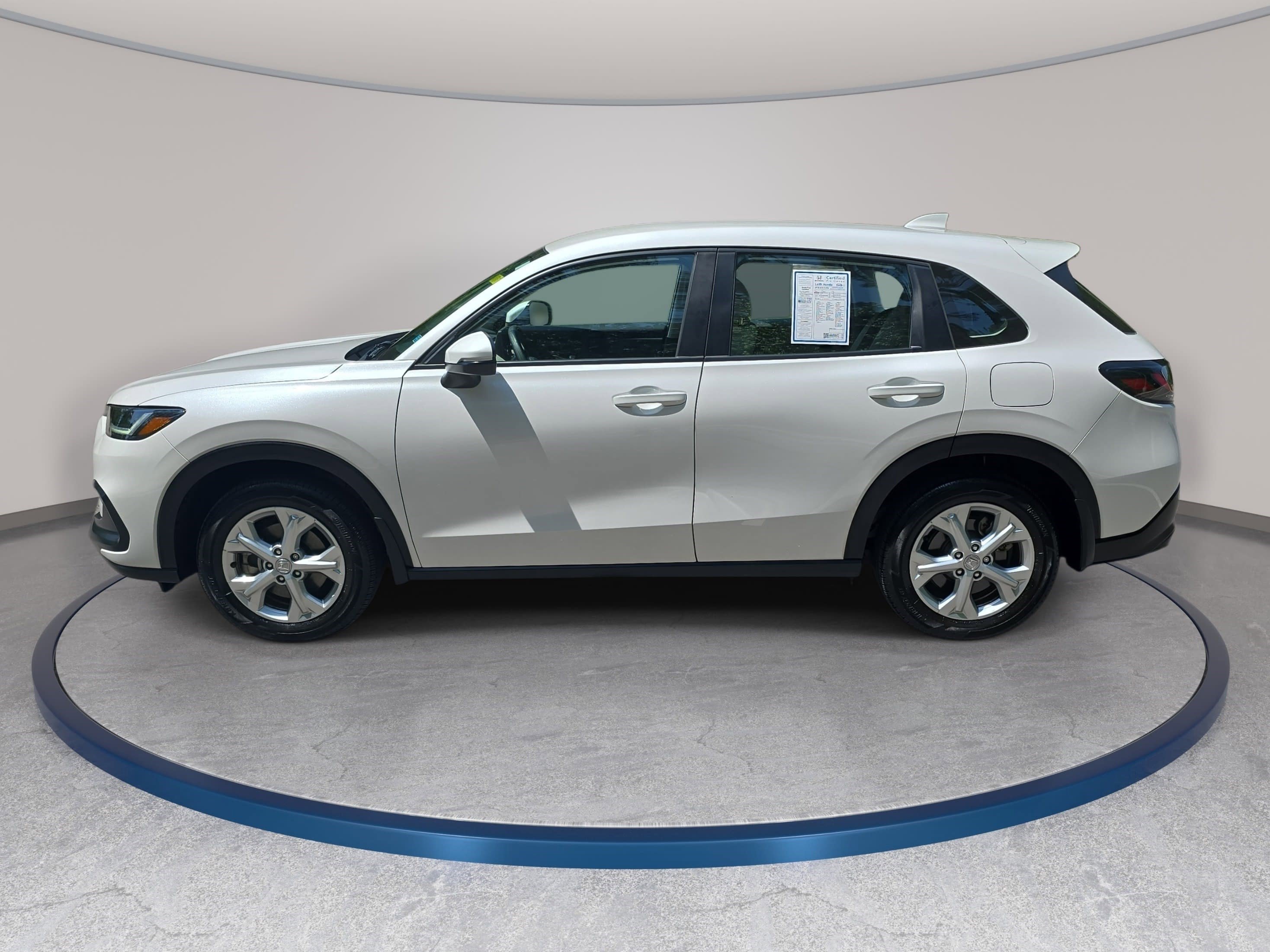Used 2024 Honda HR-V LX image 8