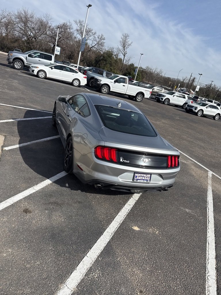 Used 2020 Ford Mustang Premium image 10