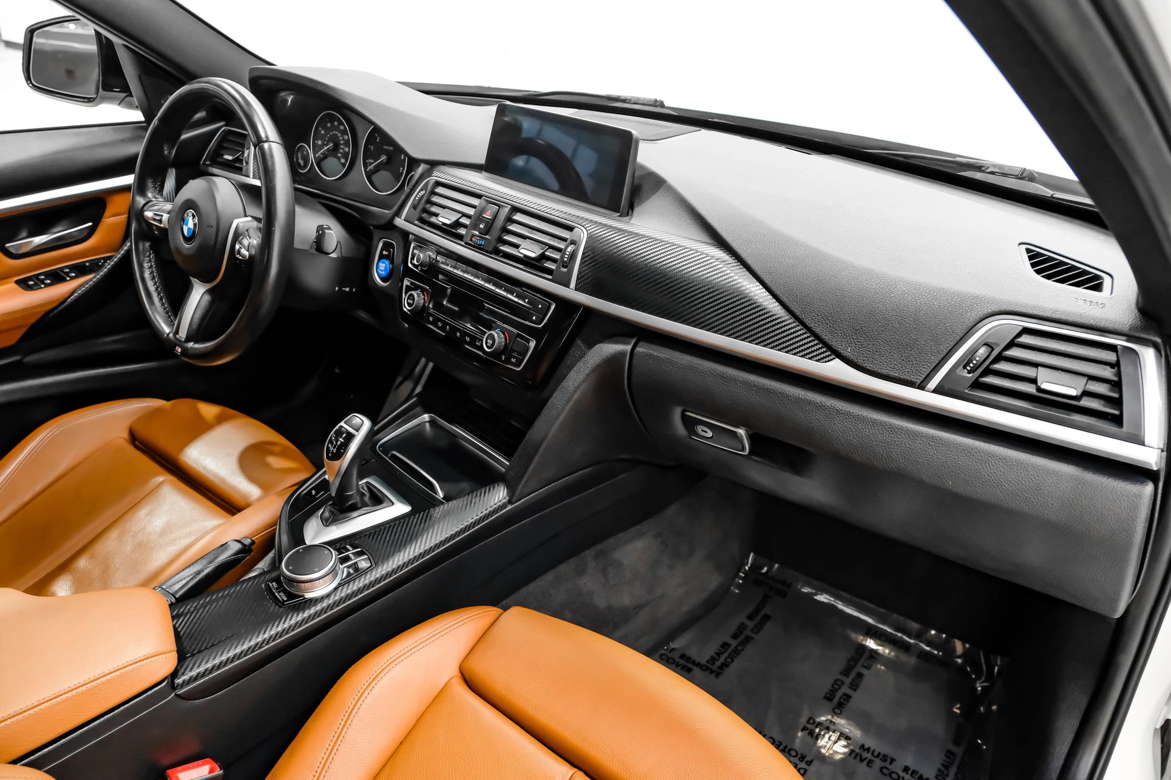Used 2017 BMW 340i Sedan RWD image 11