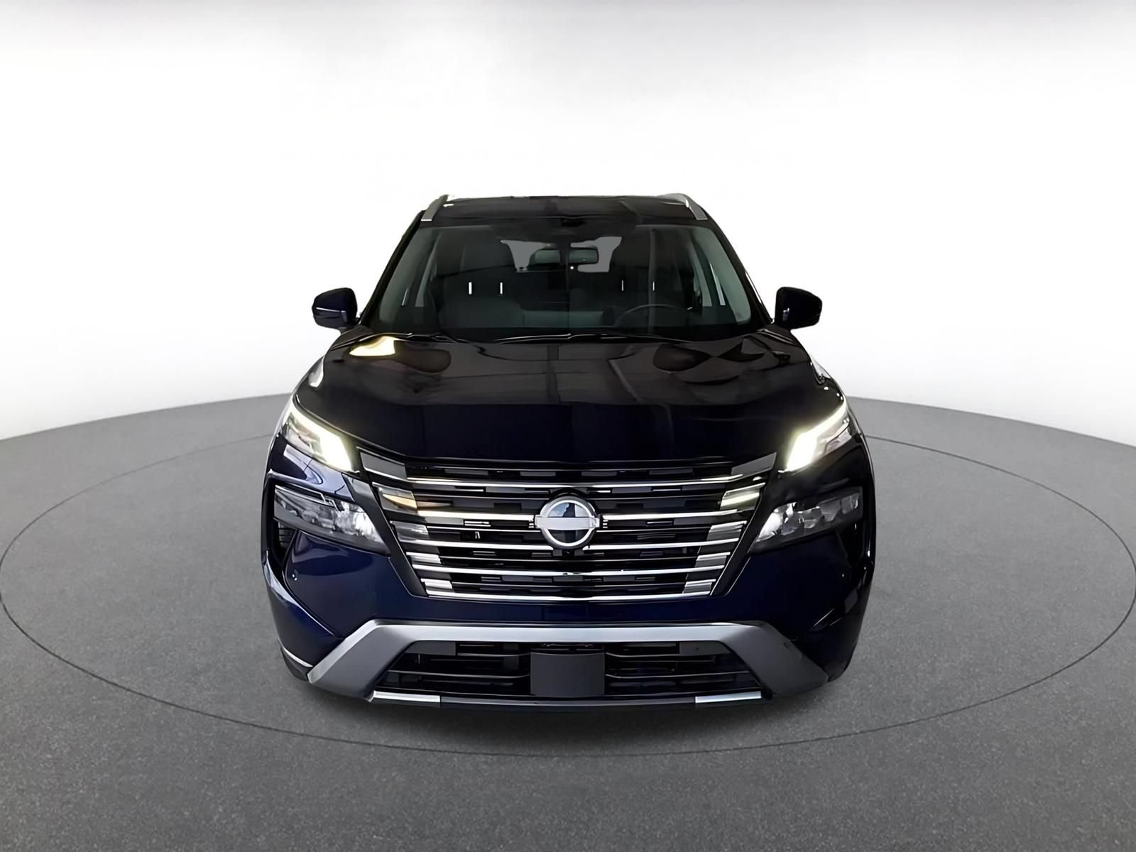 Used 2026 Nissan Rogue SL FWD image 5