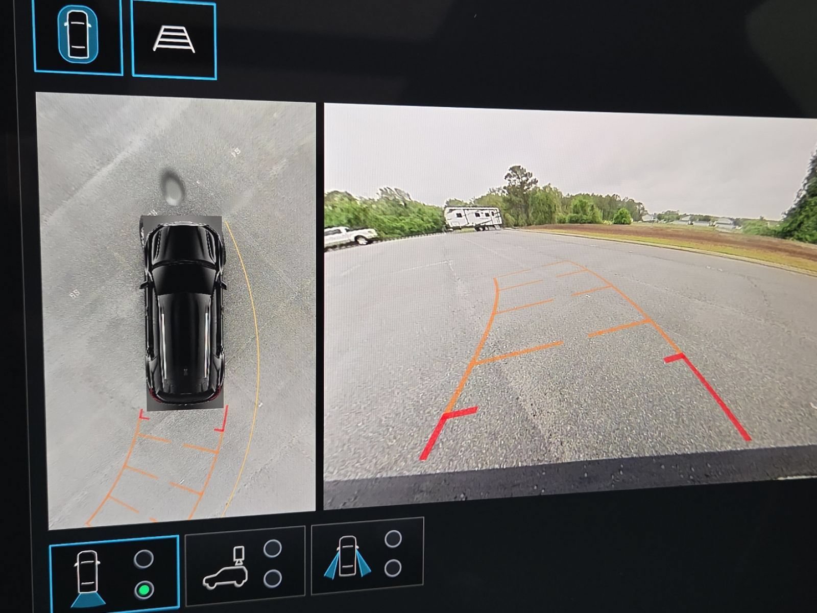 New 2026 GMC Terrain Denali w/ LPO, Floor Liner Package AWD/4WD image 12