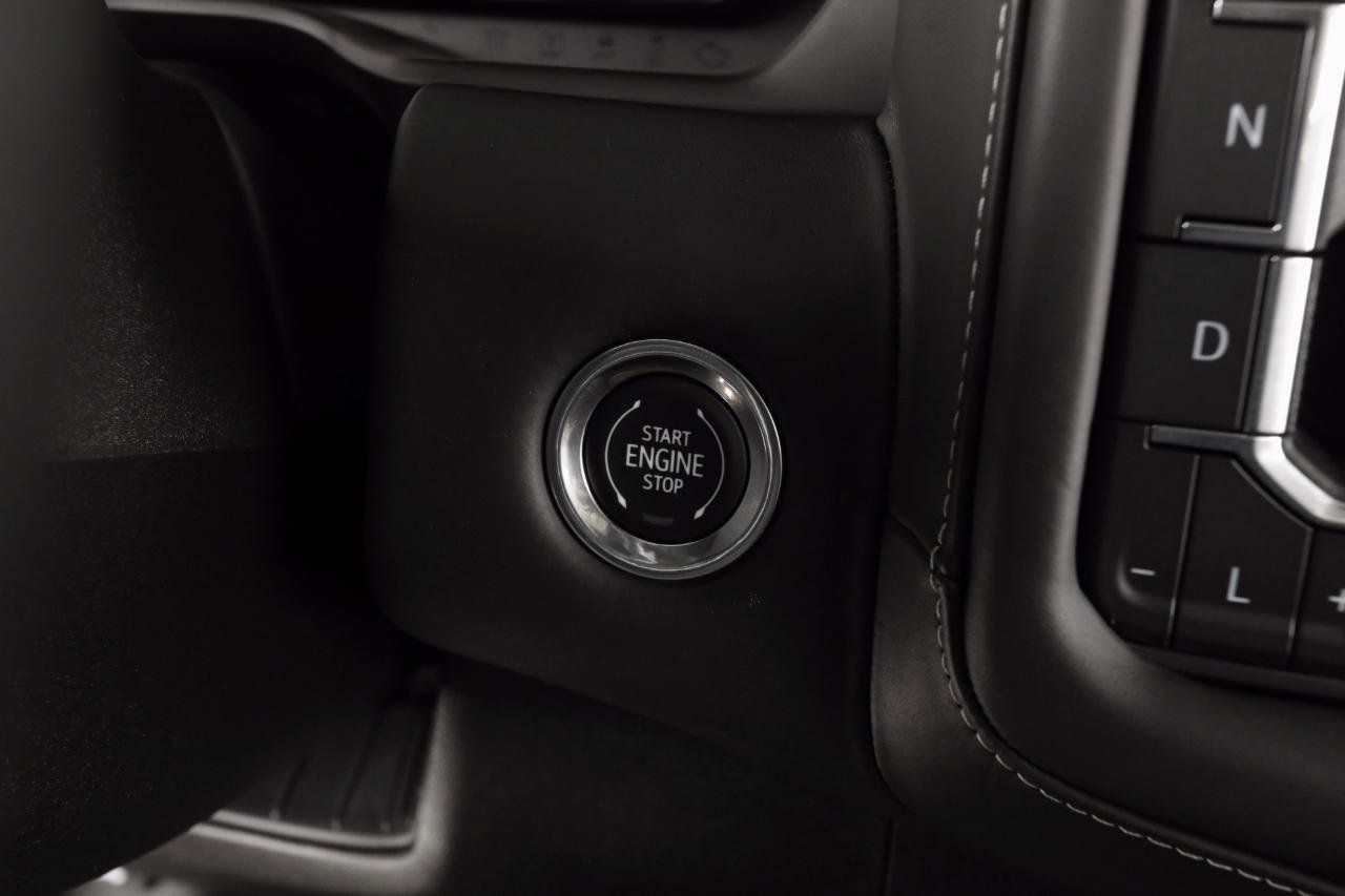 Used 2023 GMC Yukon XL Denali Ultimate image 20