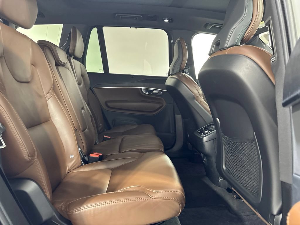 Certified 2024 Volvo XC90 B6 Ultimate w/ Protection Package Premier AWD/4WD image 25