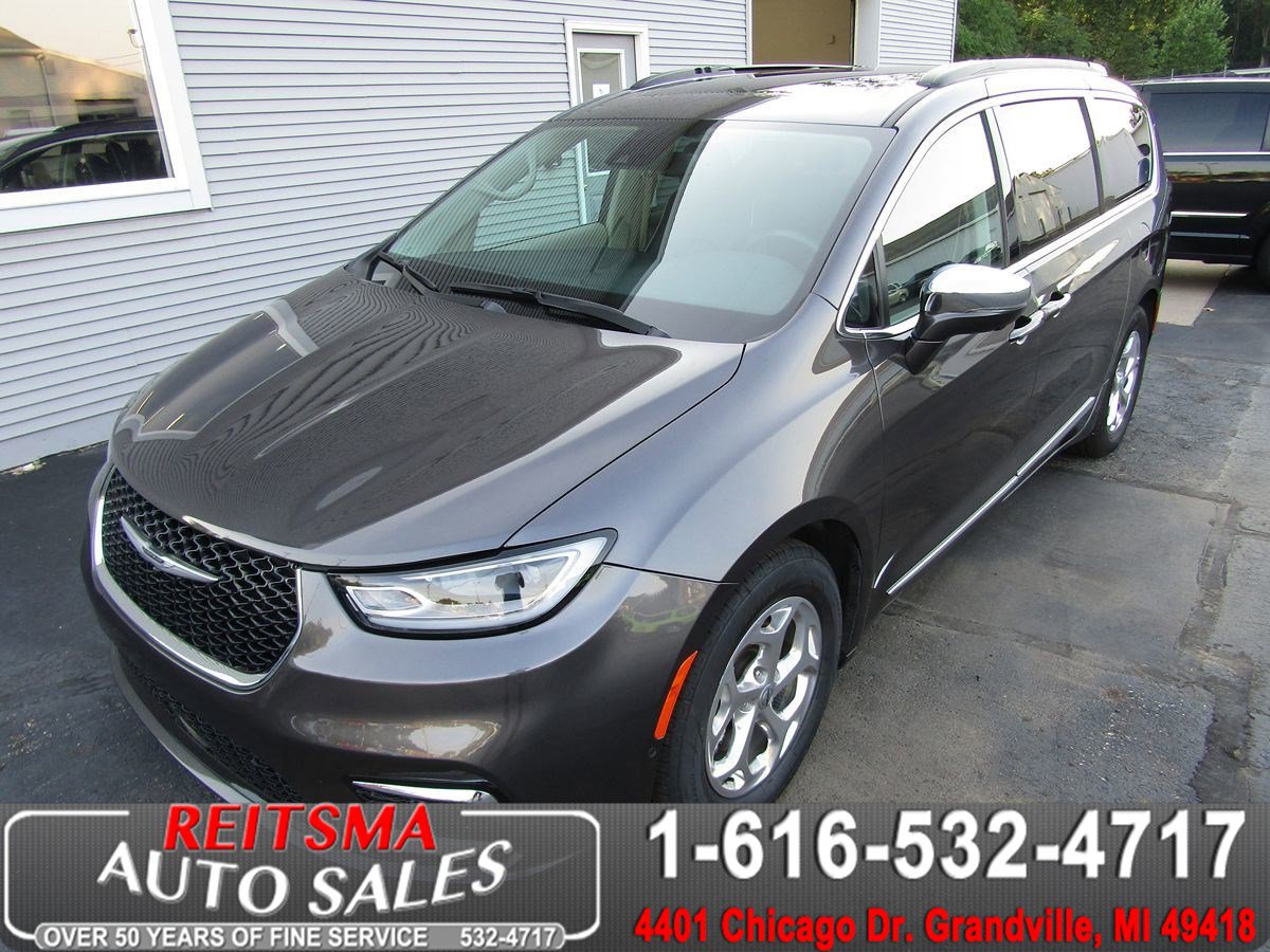 Used 2022 Chrysler Pacifica Limited