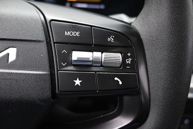 Used 2025 Kia K4 FWD image 30