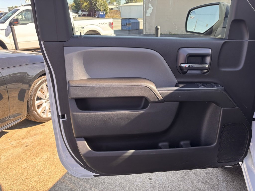 Used 2017 GMC Sierra 1500 2WD Regular Cab image 7