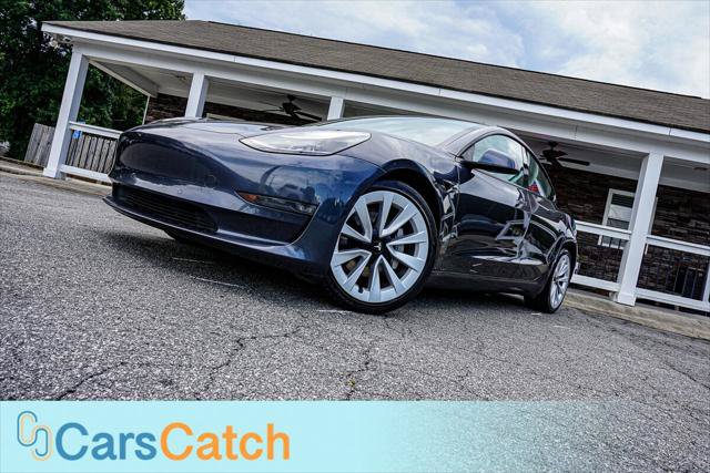 Used 2022 Tesla Model 3 Long Range AWD/4WD image 3