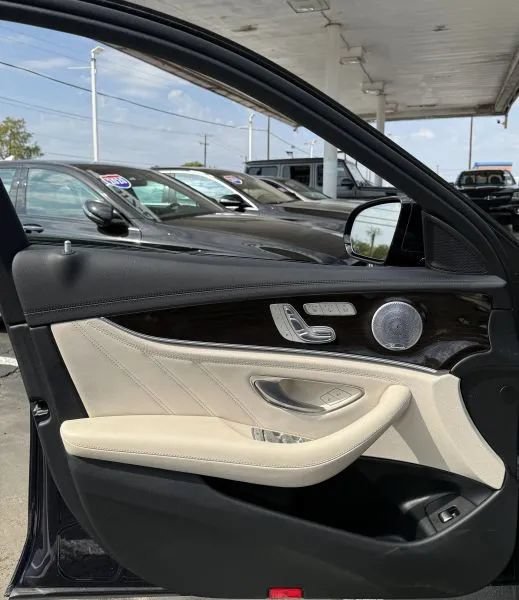 Used 2017 Mercedes-Benz E 43 AMG 4MATIC Sedan image 19