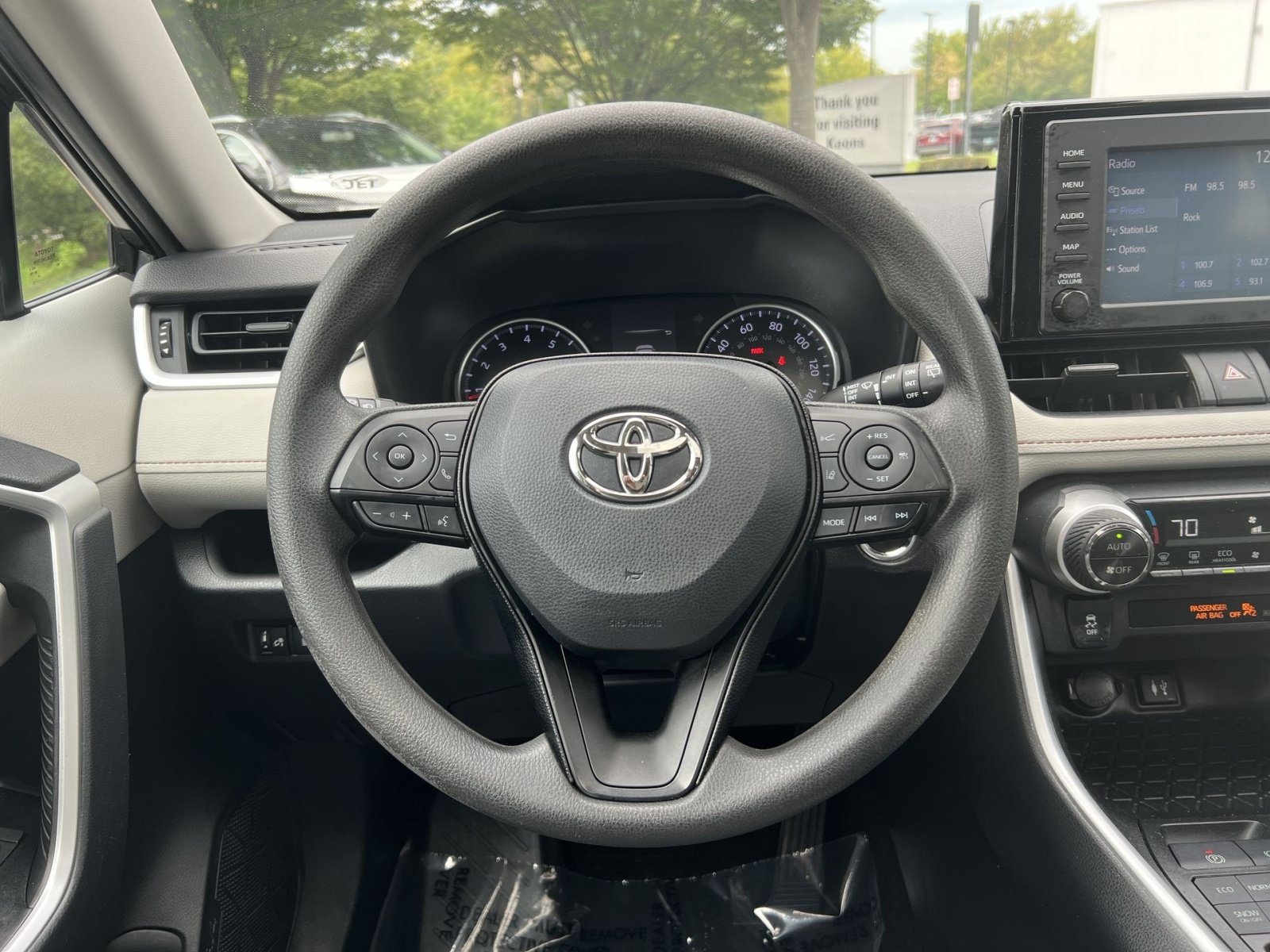 Used 2019 Toyota RAV4 XLE w/ All Weather Liner Package AWD/4WD image 15