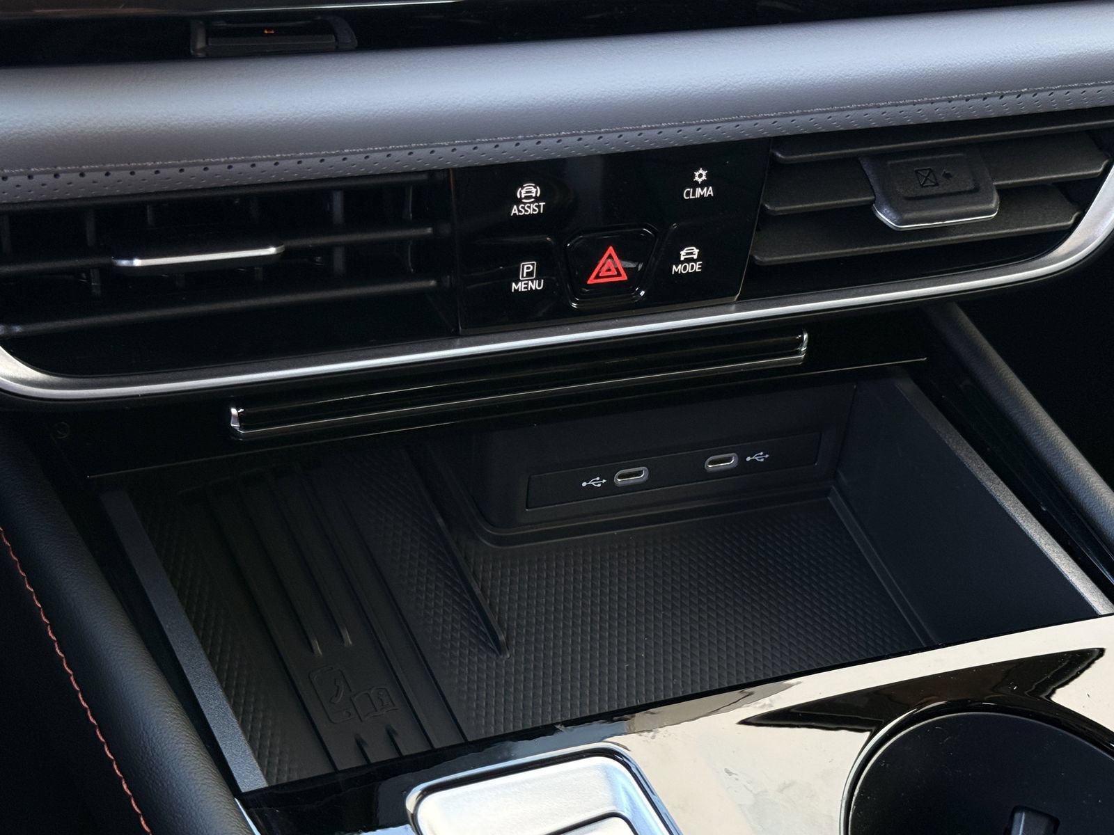New 2026 Volkswagen Atlas Peak Edition AWD/4WD image 21