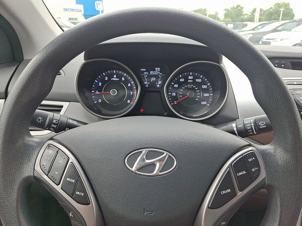 Used 2013 Hyundai Elantra GLS w/ Preferred Pkg FWD image 17