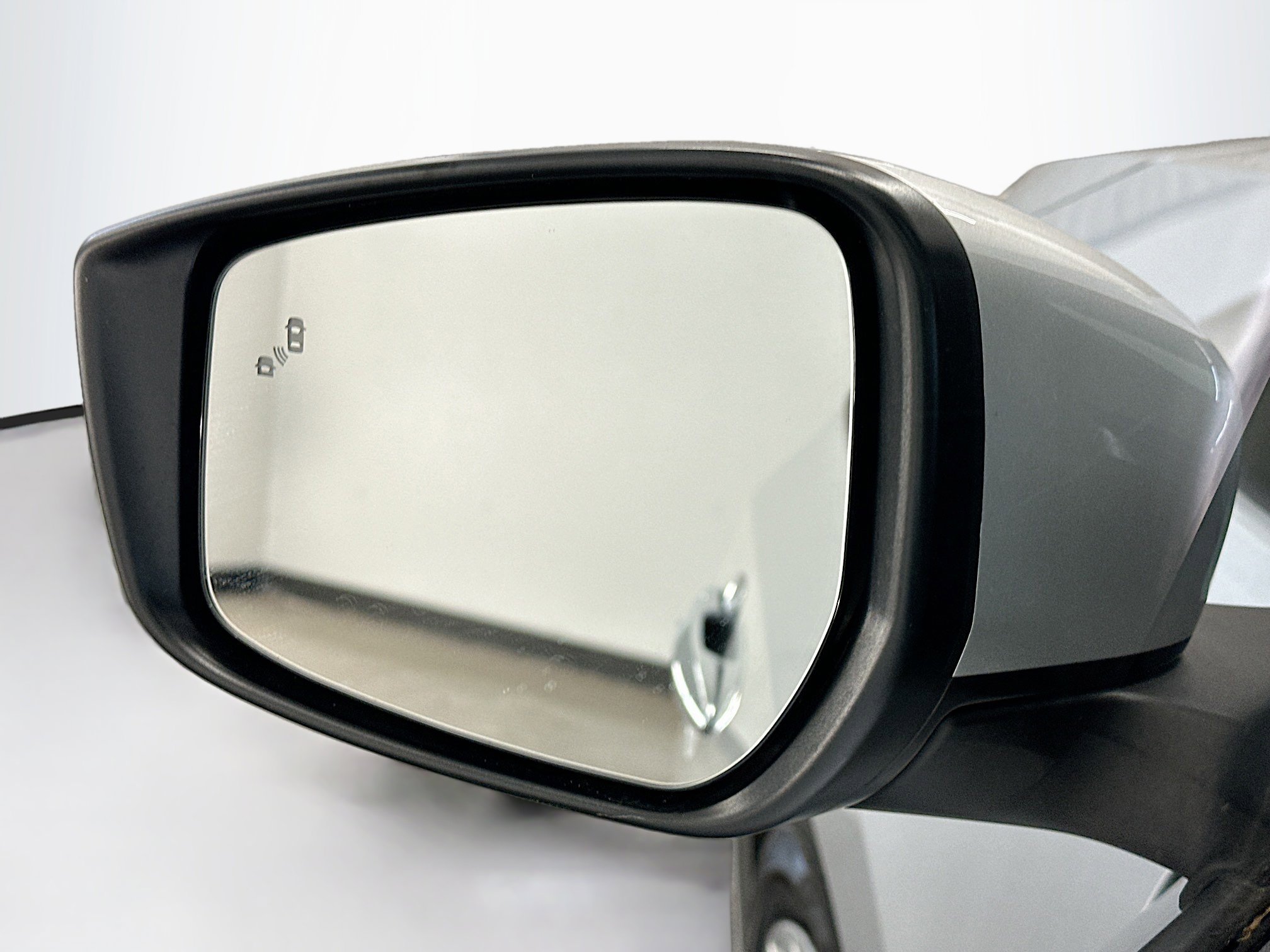 Used 2024 Nissan Leaf S image 16