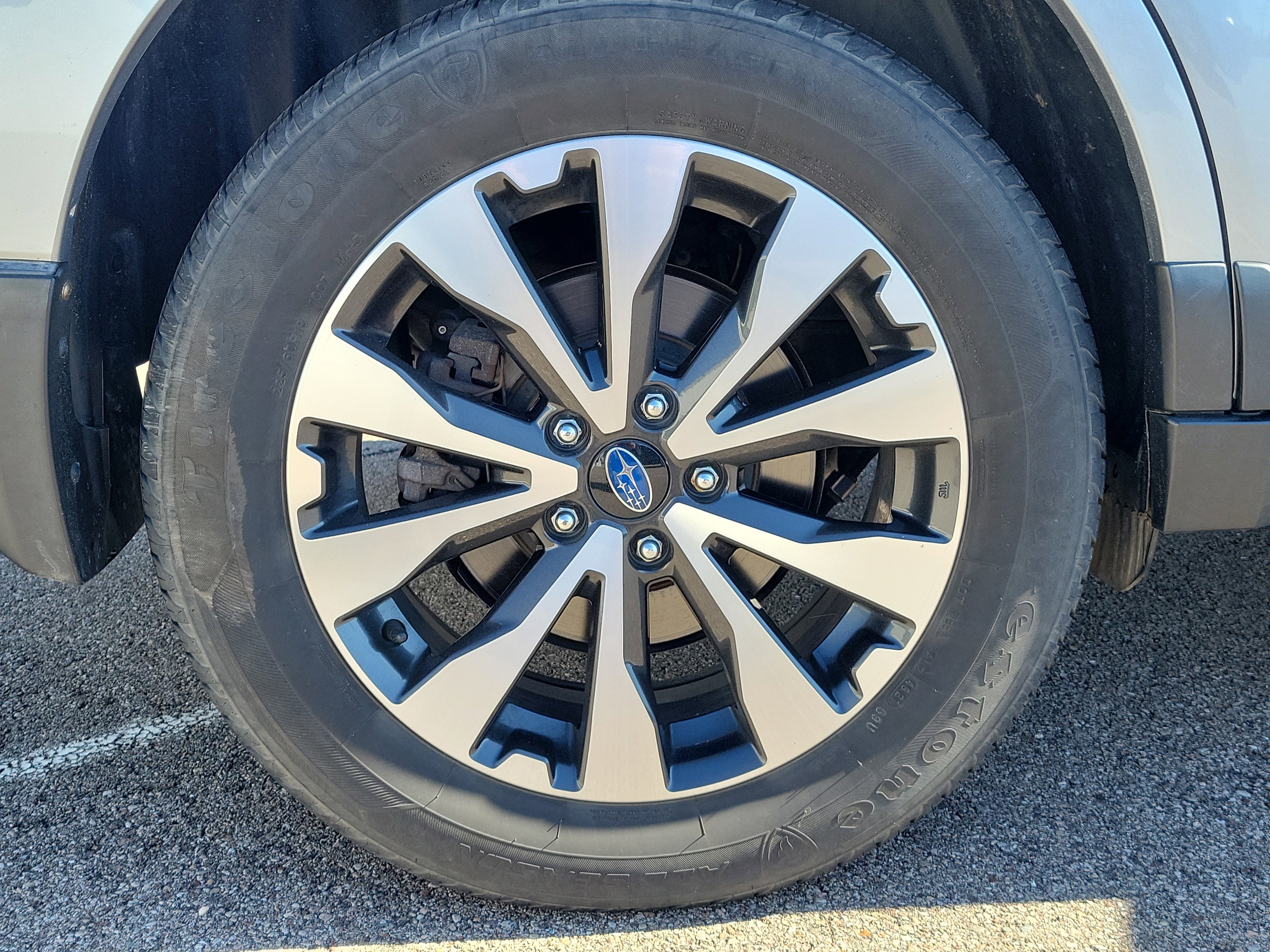 Used 2017 Subaru Outback 2.5i Limited w/ Popular Package #5 image 5