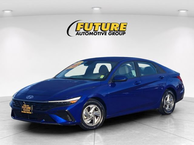 Used 2024 Hyundai Elantra SE image 10