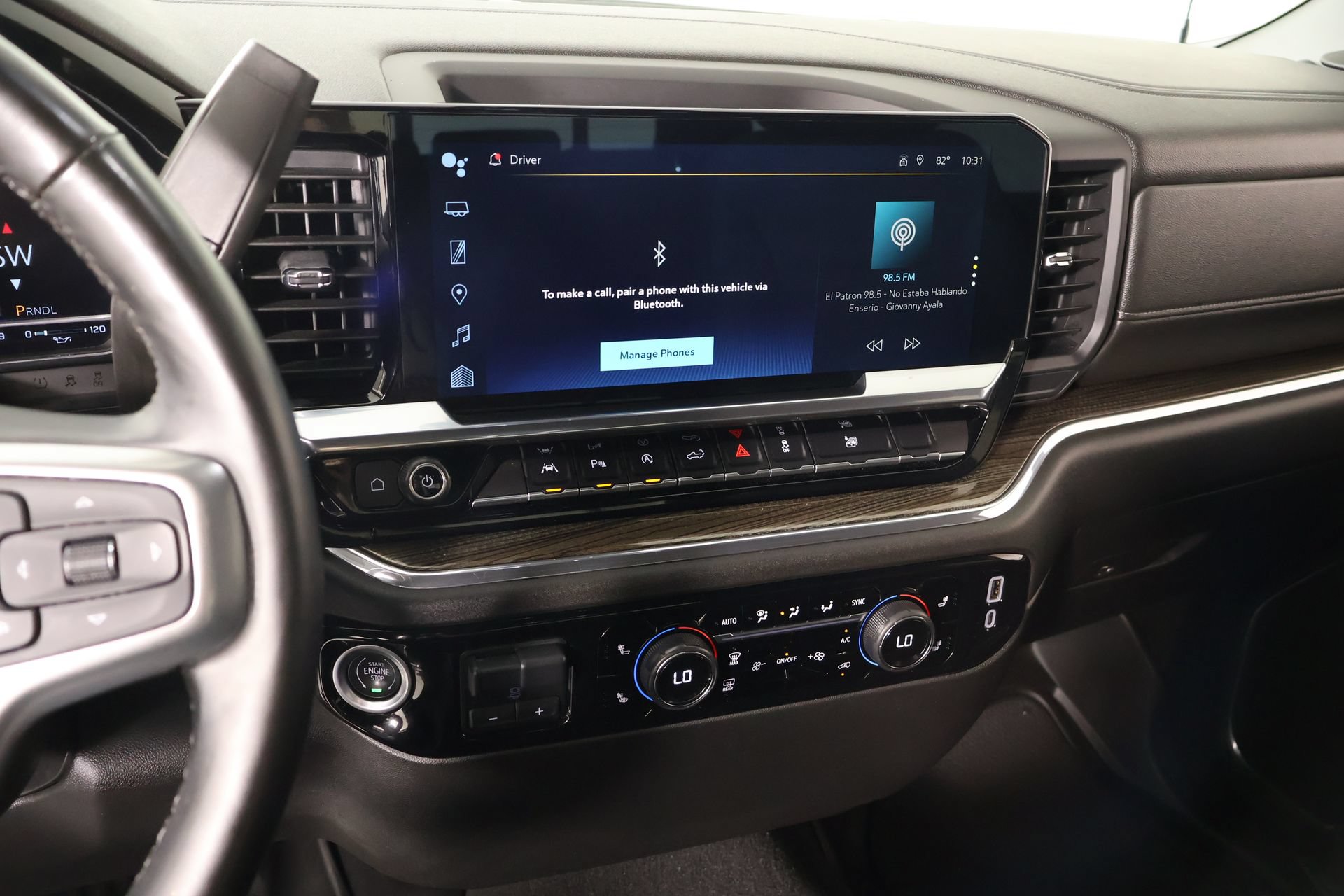 Used 2023 Chevrolet Silverado 1500 LT w/ Safety Package AWD/4WD image 5