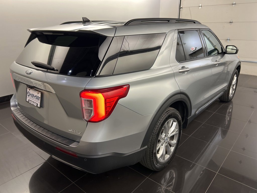 Certified 2023 Ford Explorer XLT w/ Equipment Group 202A image 6
