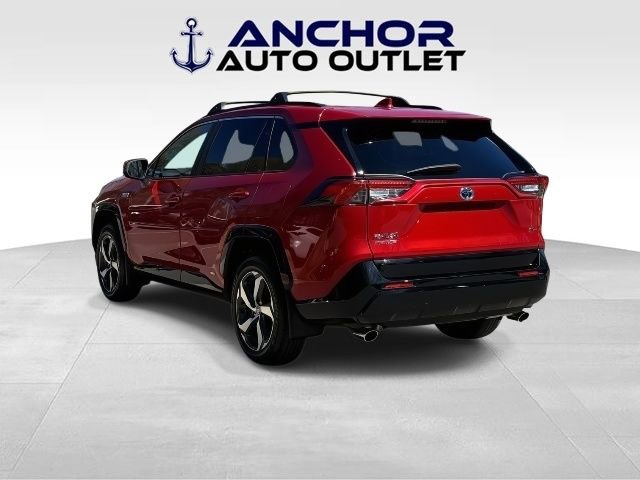 Used 2023 Toyota RAV4 SE w/ Weather & Moonroof Package image 6