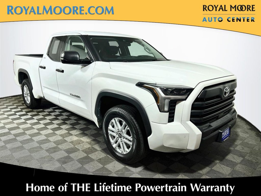 Certified 2022 Toyota Tundra SR5 w/ SR5 Convenience Package RWD image 1