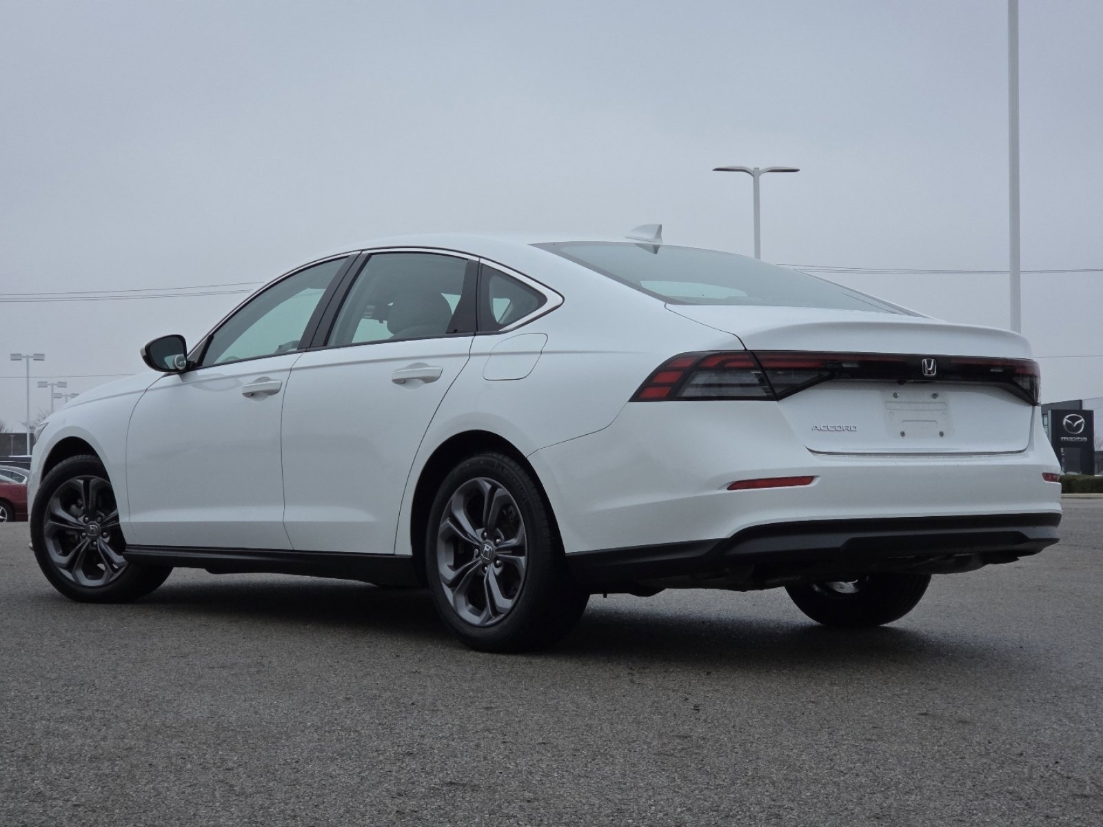 Used 2023 Honda Accord EX image 16