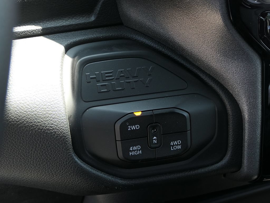 New 2026 RAM 3500 Tradesman AWD/4WD image 17