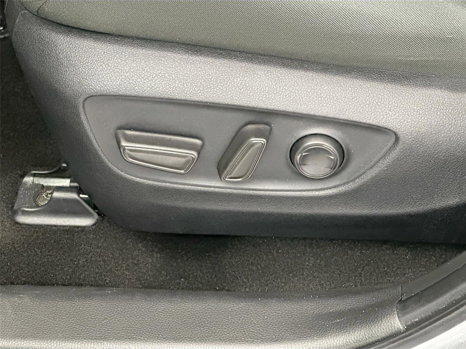 Certified 2025 Toyota RAV4 XLE image 19