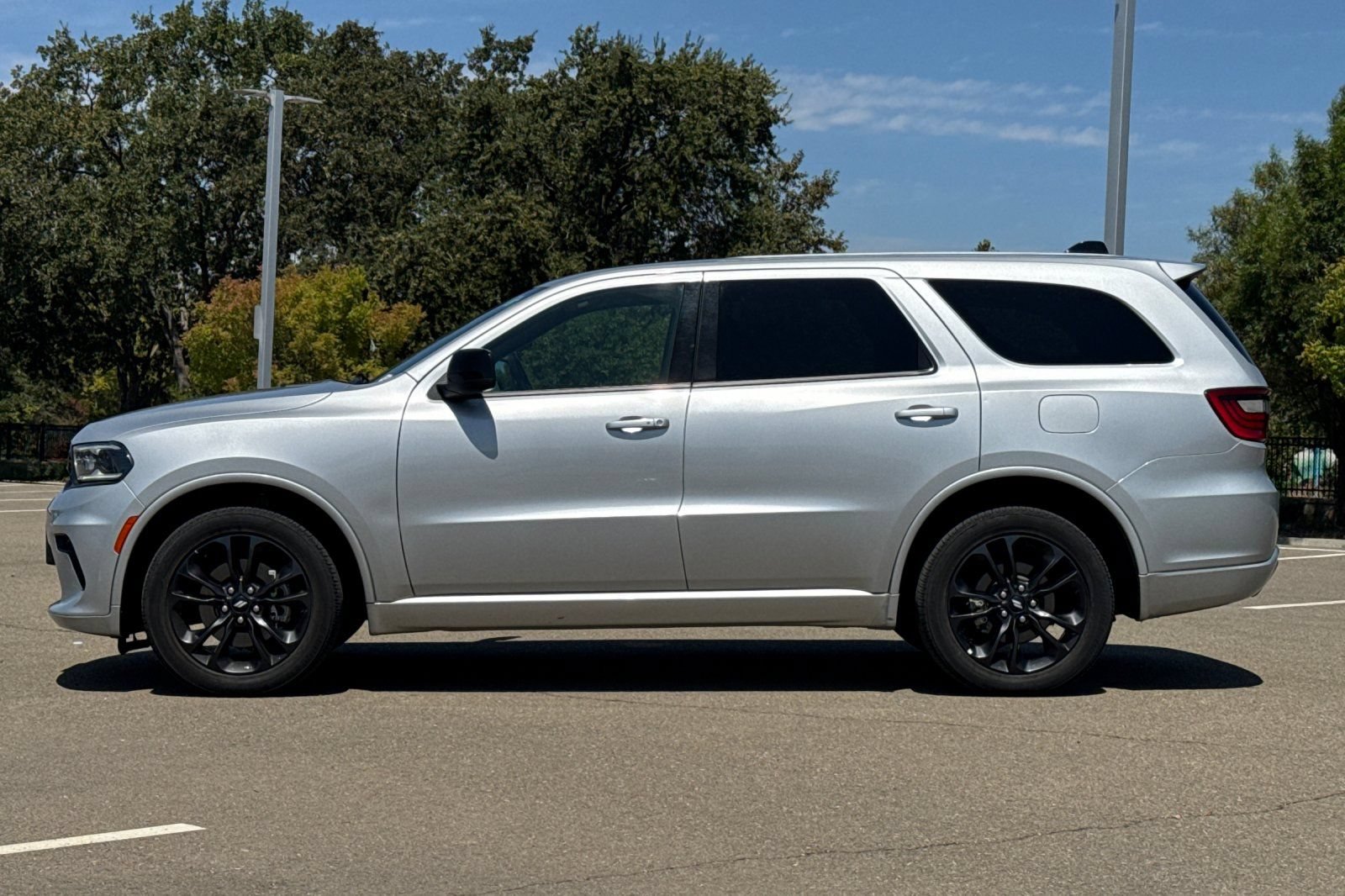 Used 2025 Dodge Durango GT AWD/4WD image 7