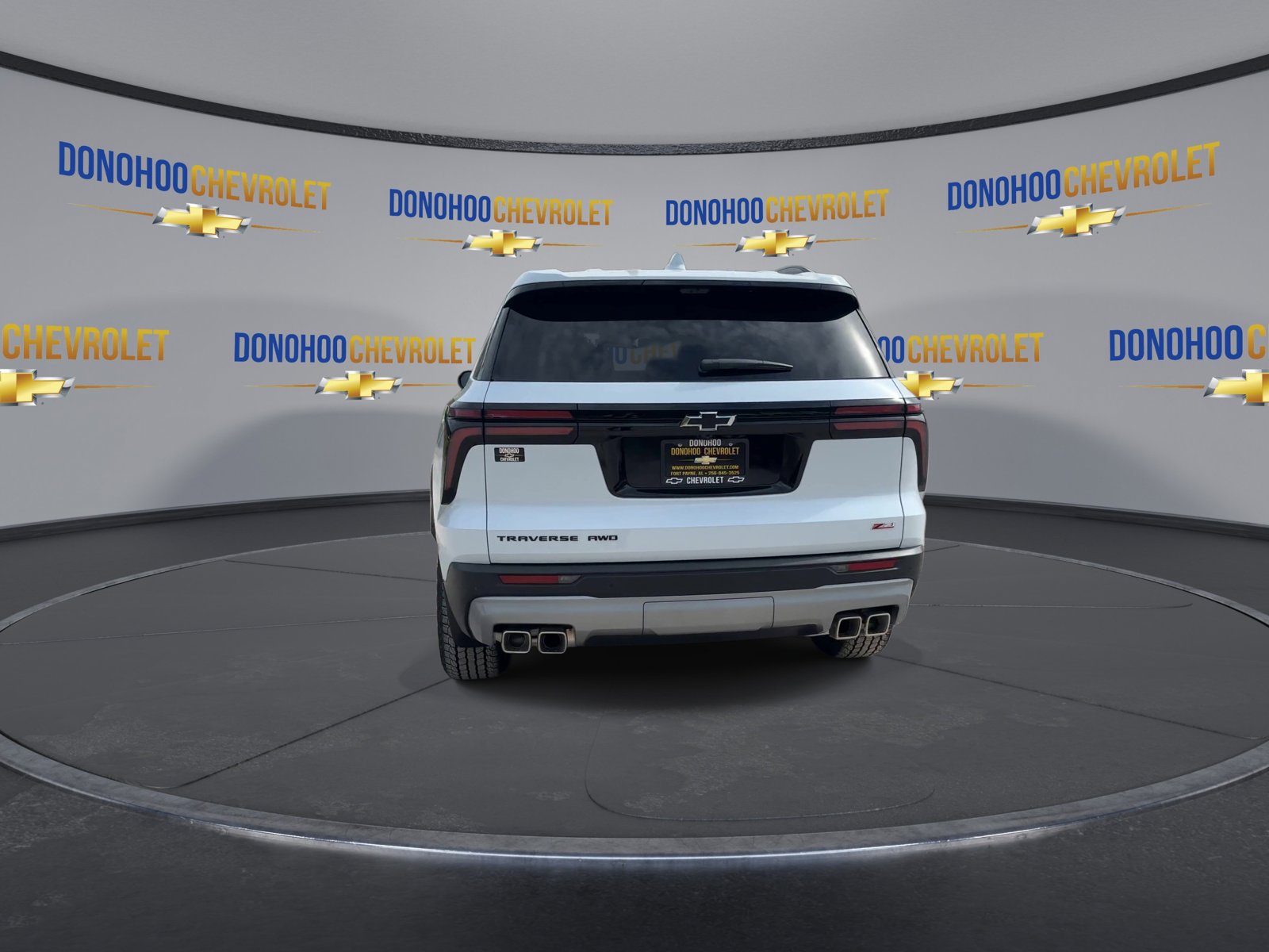 New 2026 Chevrolet Traverse Z71 w/ Enhanced Driving Package image 10