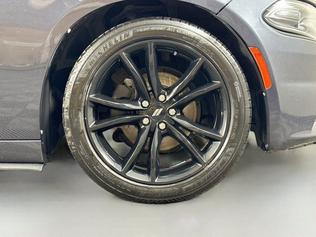 Used 2017 Dodge Charger SE w/ Blacktop Package RWD image 37